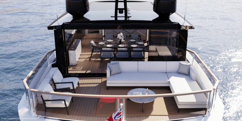 Sunseeker International Collaboration in  90 Enclosed Yacht