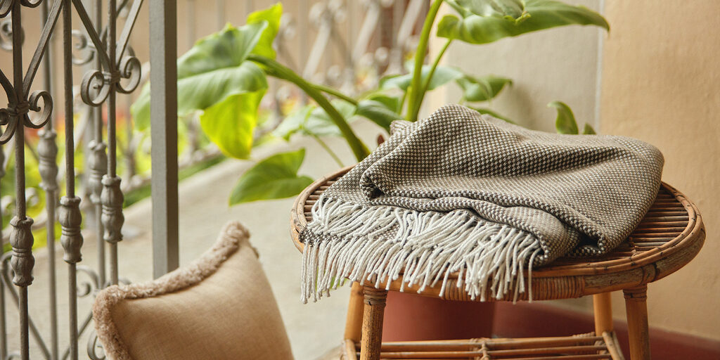 Coco Wolf Outdoor Throws in Accessories