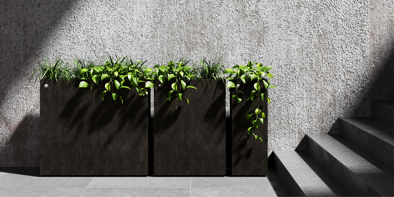 Lupo Outdoor Planter in Outdoor Pots & Planters